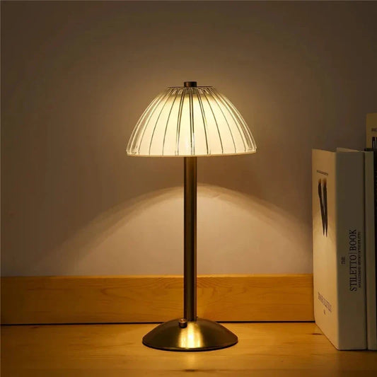 Skorter | Wireless three-color LED table lamp with dimming function