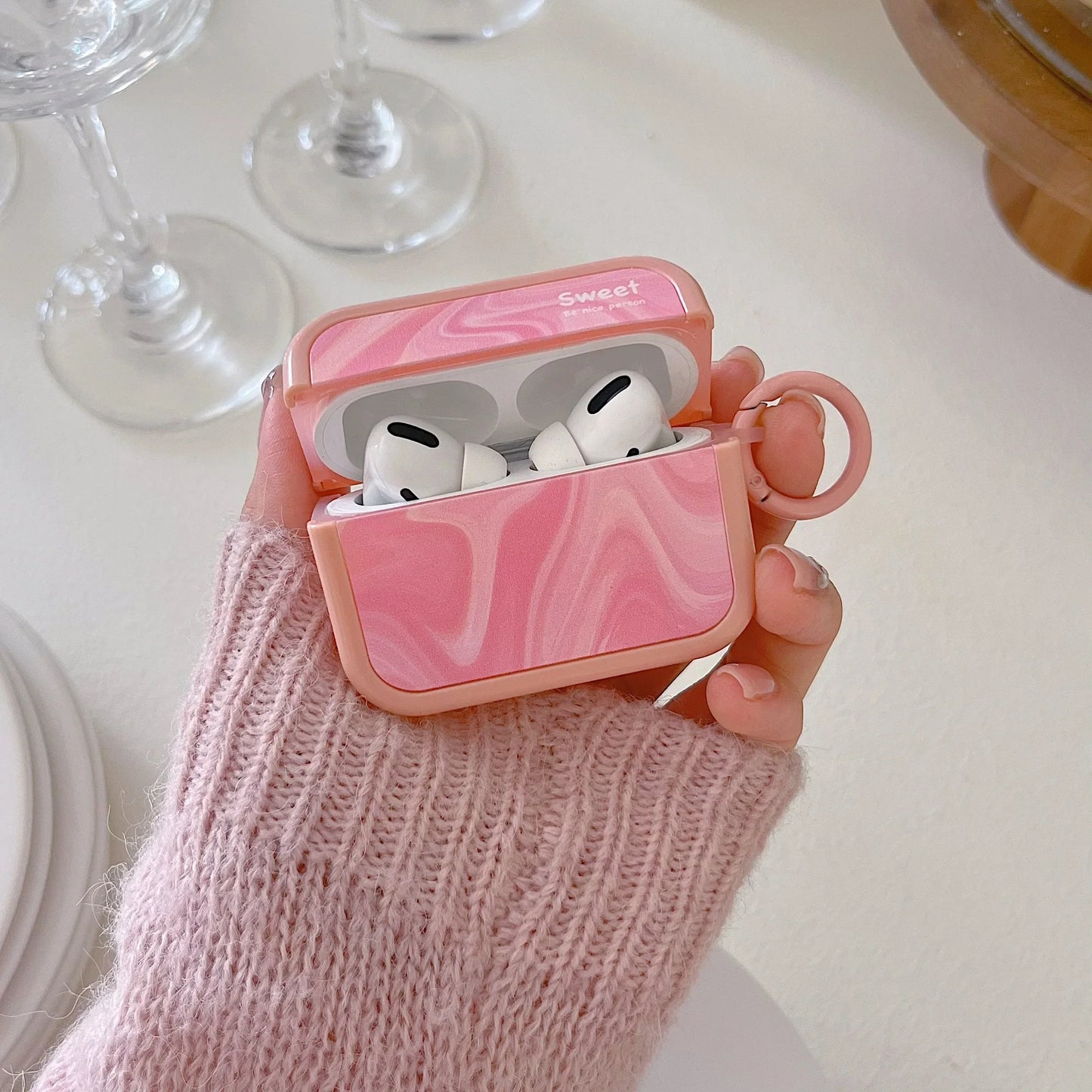 Skorter | Cute Hard Cover AirPods Pro 2/3 Case - Ring Holder