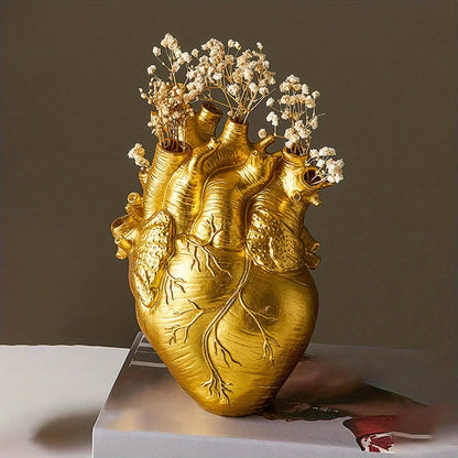 Skorter | Elvase - Heart-shaped ceramic vase