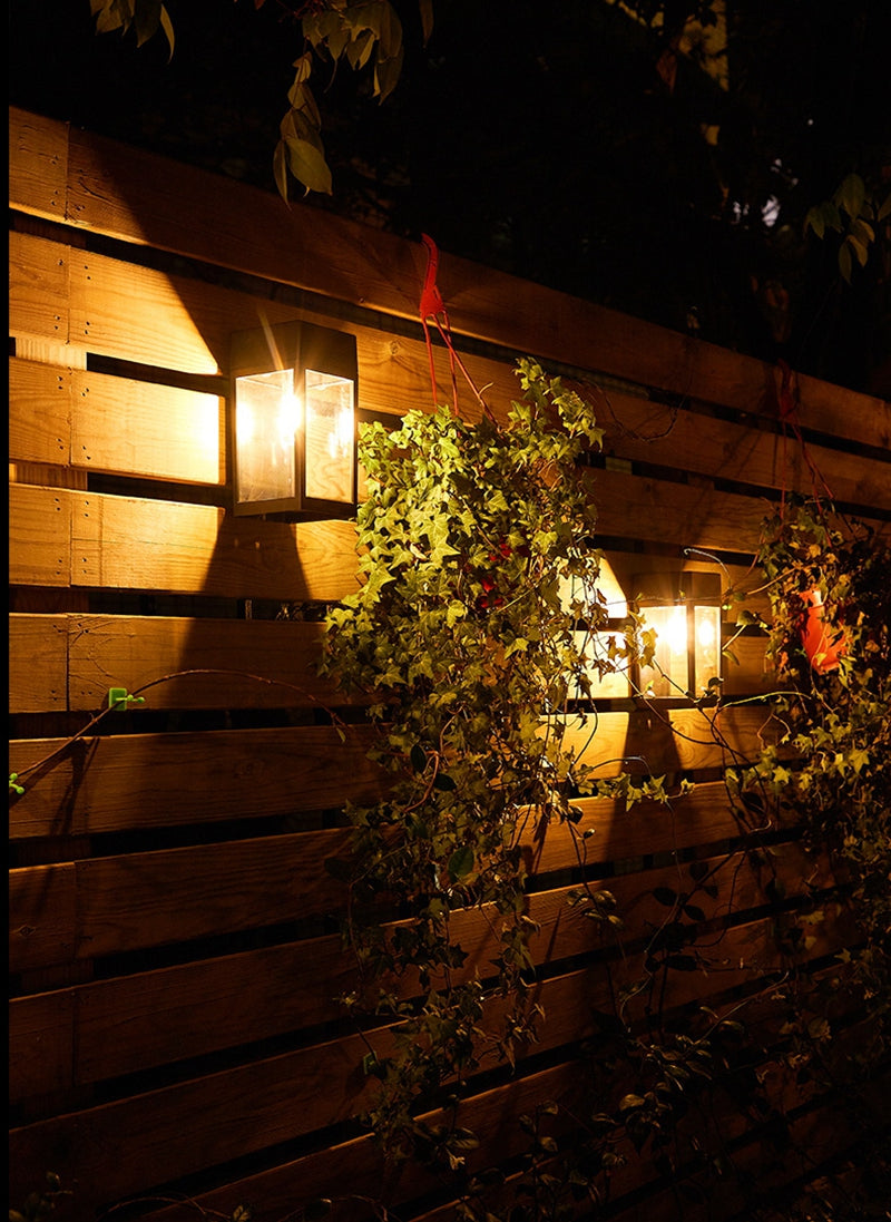 Skorter | GlowHaven – Wall Lamp for Garden Fences with Inviting Light