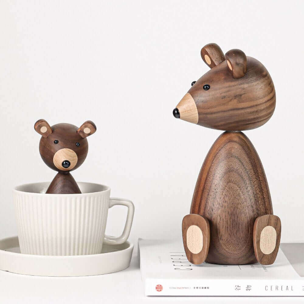 Skorter | Danish Wood Brown Bear Family Ornaments