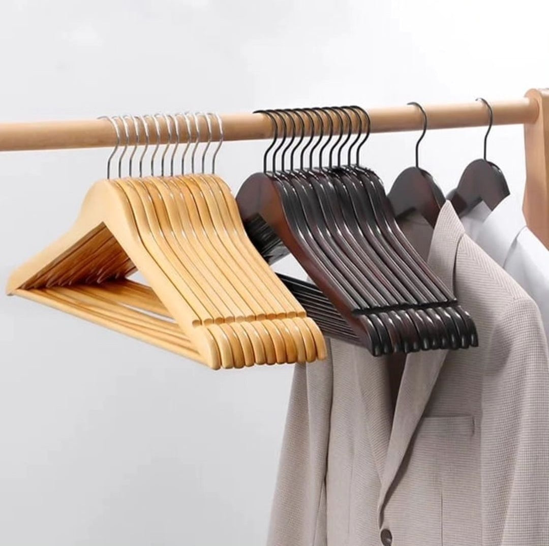 Skorter | 10 pieces wooden coat hangers