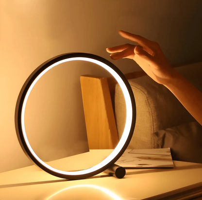 Skorter | Frendorf - Minimalistic table lamp with touch and dimming function