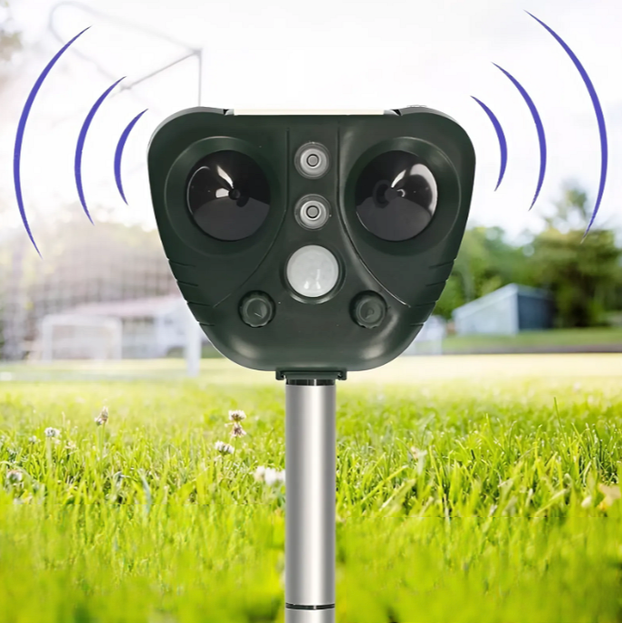 Skorter | Ultrasonic Bird Repeller, Solar Powered