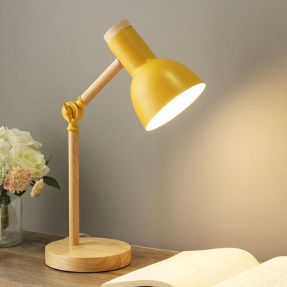 Skorter | Scandinavian table lamp made of wood