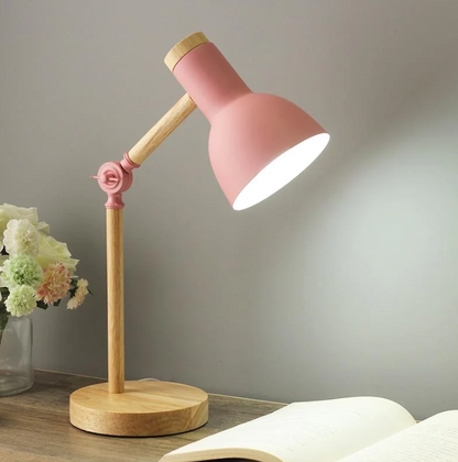 Skorter | Scandinavian table lamp made of wood