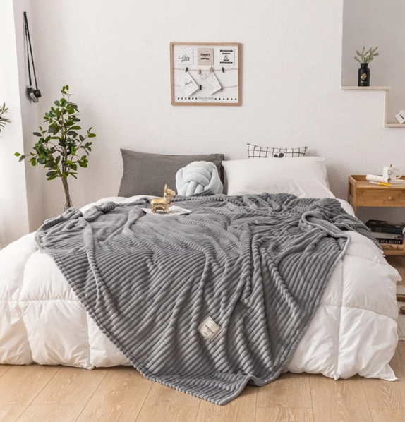 Skorter | Cozy Flannel Blanket