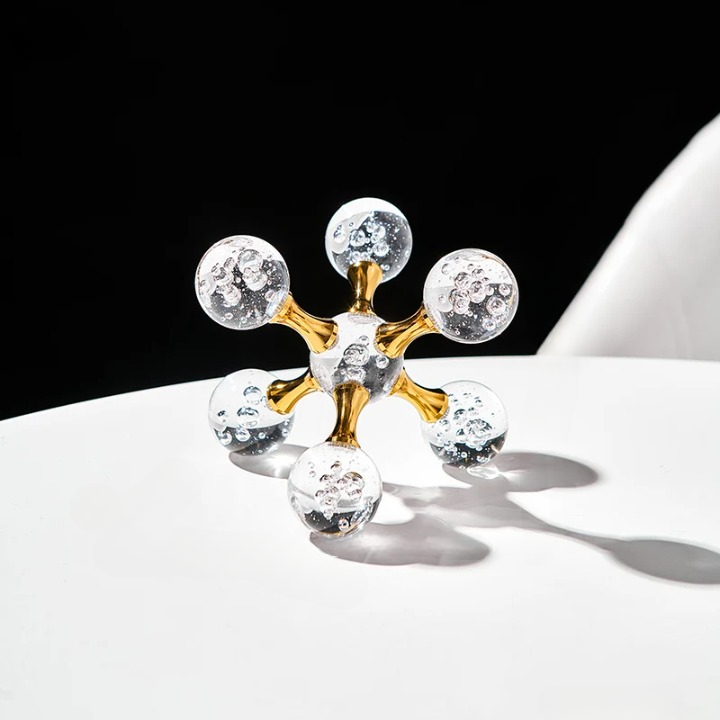 Skorter | Helix Crystal Molecule Decor