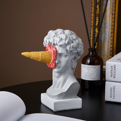 Skorter | David Figurine with Ice Cream Home Decoration Sculpture