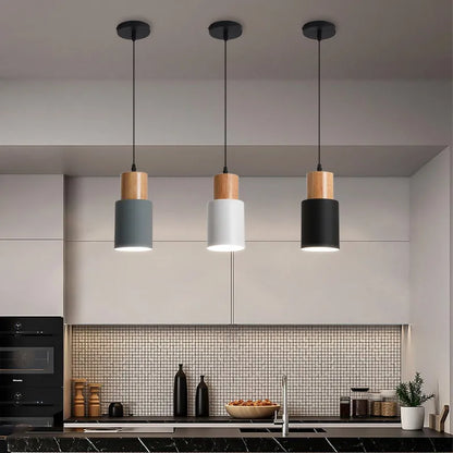 Skorter | Nordic LED Pendant Lights Made of Metal and Wood - Modern Hanging Lamps for Dining Room and Kitchen