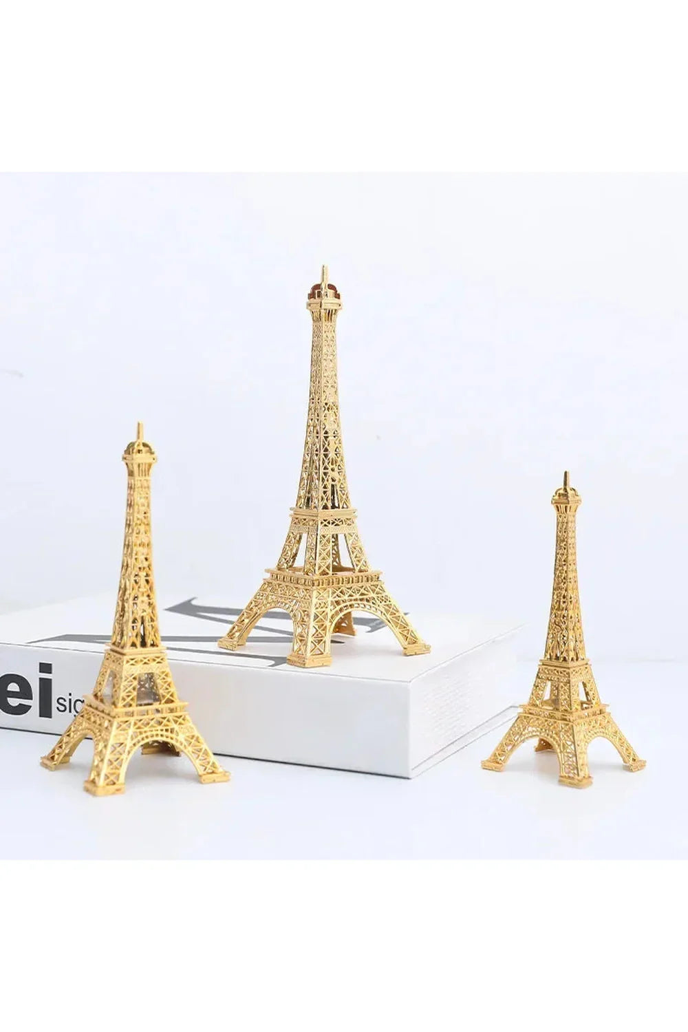 Skorter | Paris Eiffel Tower Figurine