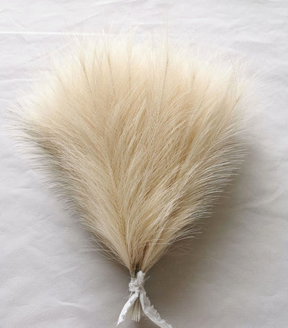 Skorter | 20 Pieces Bohemian Fluffy Artificial Pampas Grass Colorful