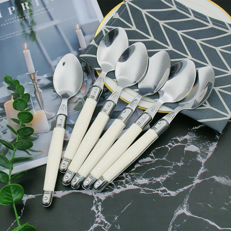 Skorter | IvoryElegance – Luxury Laguiole Cutlery Set with Timeless Style