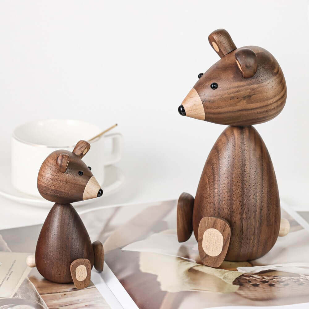 Skorter | Danish Wood Brown Bear Family Ornaments