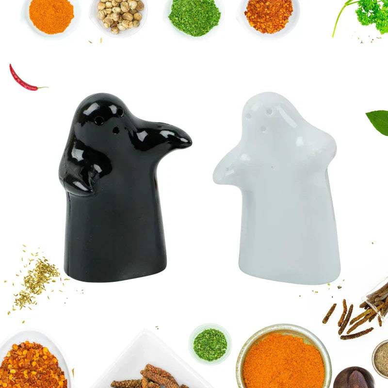 Skorter | Cute Embracing Ghosts Black and White Ceramic Salt and Pepper Mill