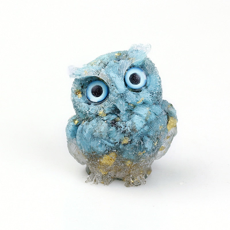 Skorter | Natural Crystal Owl Figurine: Handmade Collector's Item