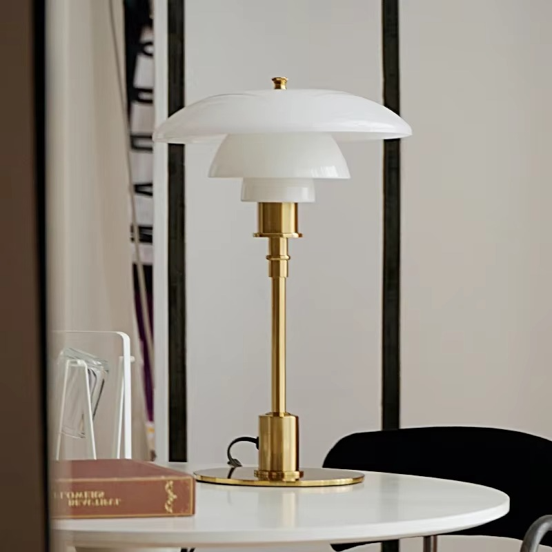 Skorter | Scandinavian Dimmable Table Lamp – Modern Danish Designer Iron & Glass Lamp