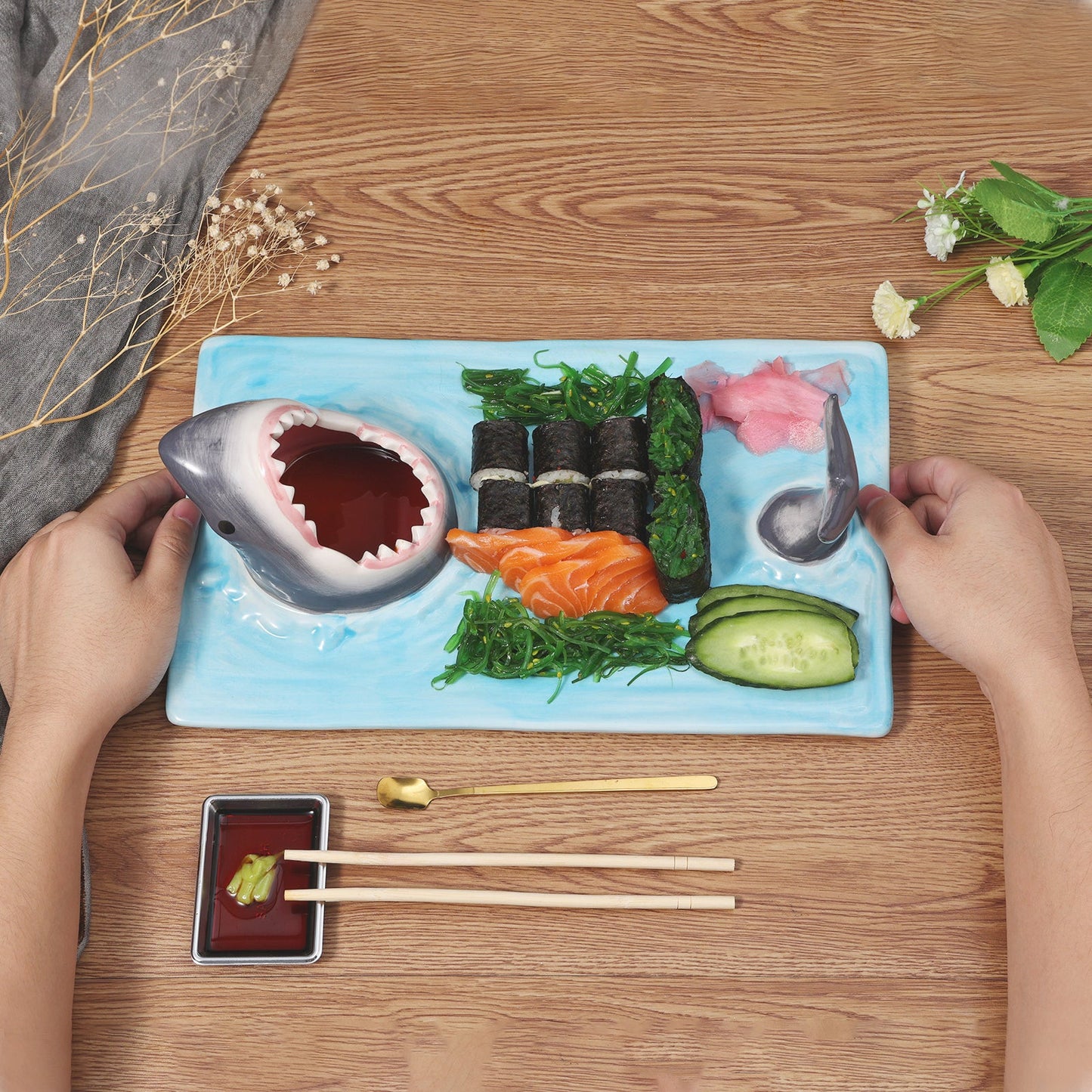 Skorter | Sharkieplate - Ceramic shark mouth plate