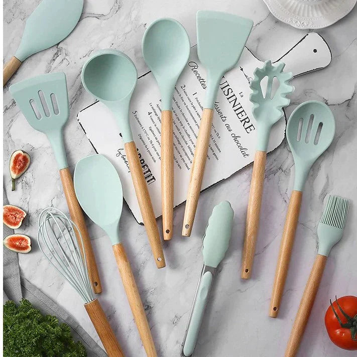 Skorter | Antillean Silicone Cookware Set - Wooden Handles - Durable And Functional