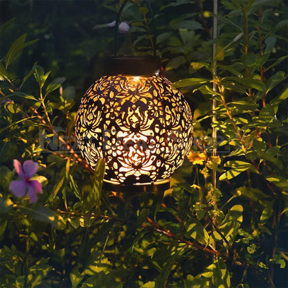 Skorter | Solar-powered iron lantern