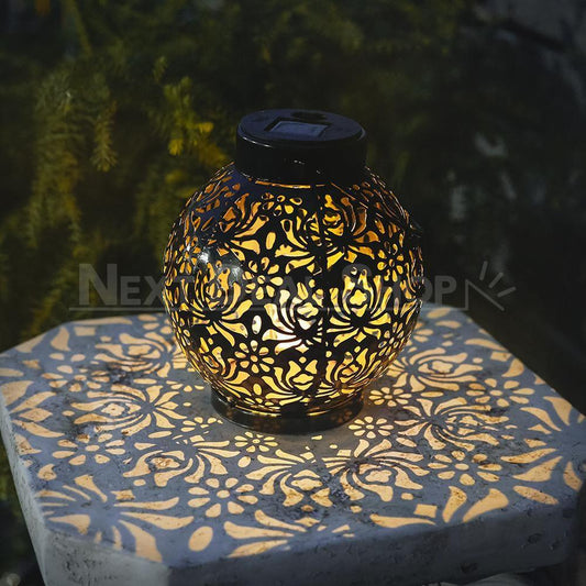 Skorter | Solar-powered iron lantern