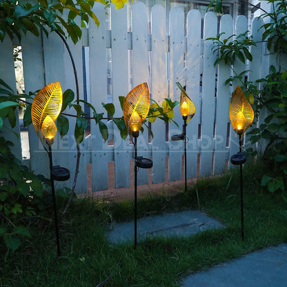 Skorter | Solar Powered Iron Blade Stake Light