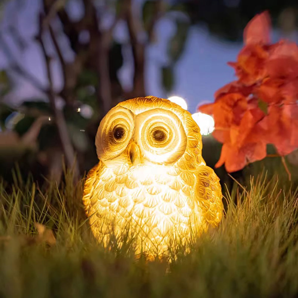 Skorter | Solar-Powered LED Owl Statue