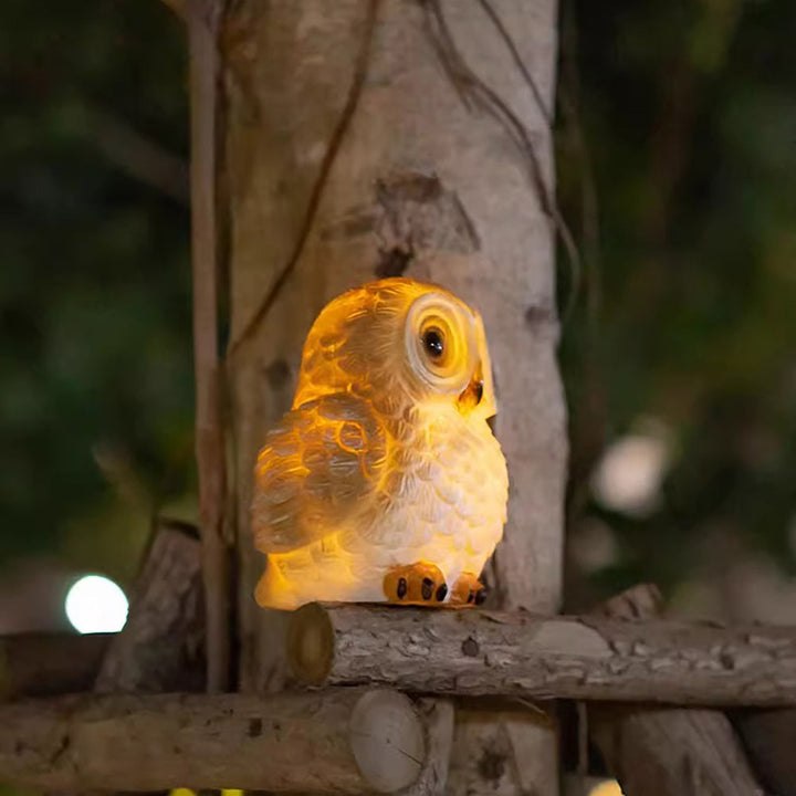 Skorter | Solar-Powered LED Owl Statue