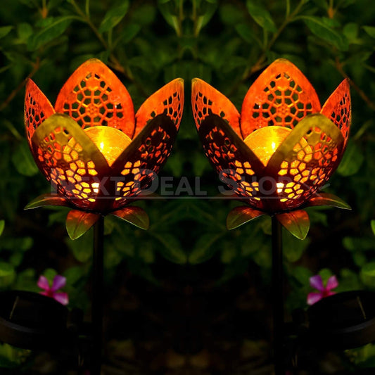 Skorter | Solar-powered metal flower pot lamp