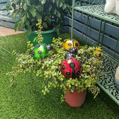 Skorter | Solar-Powered Metal Ladybug Light