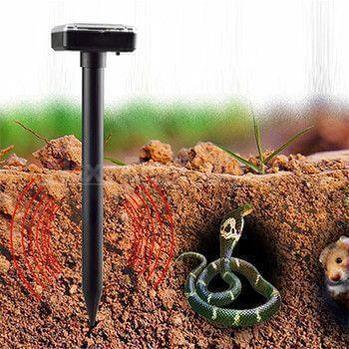 Skorter | Solar-Powered Pest Repeller - Say goodbye to moles!