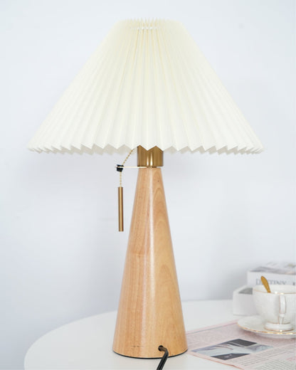 Skorter | AntiqueRadiance – Elegant Wood and Metal Table Lamp