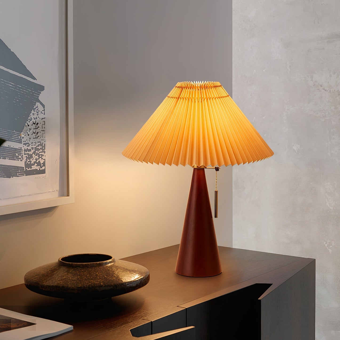 Skorter | AntiqueRadiance – Elegant Wood and Metal Table Lamp