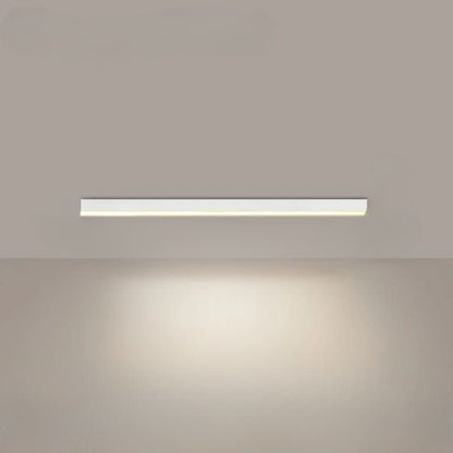 Skorter | Minimalistic ceiling lamp with Scandinavian design & strong light output