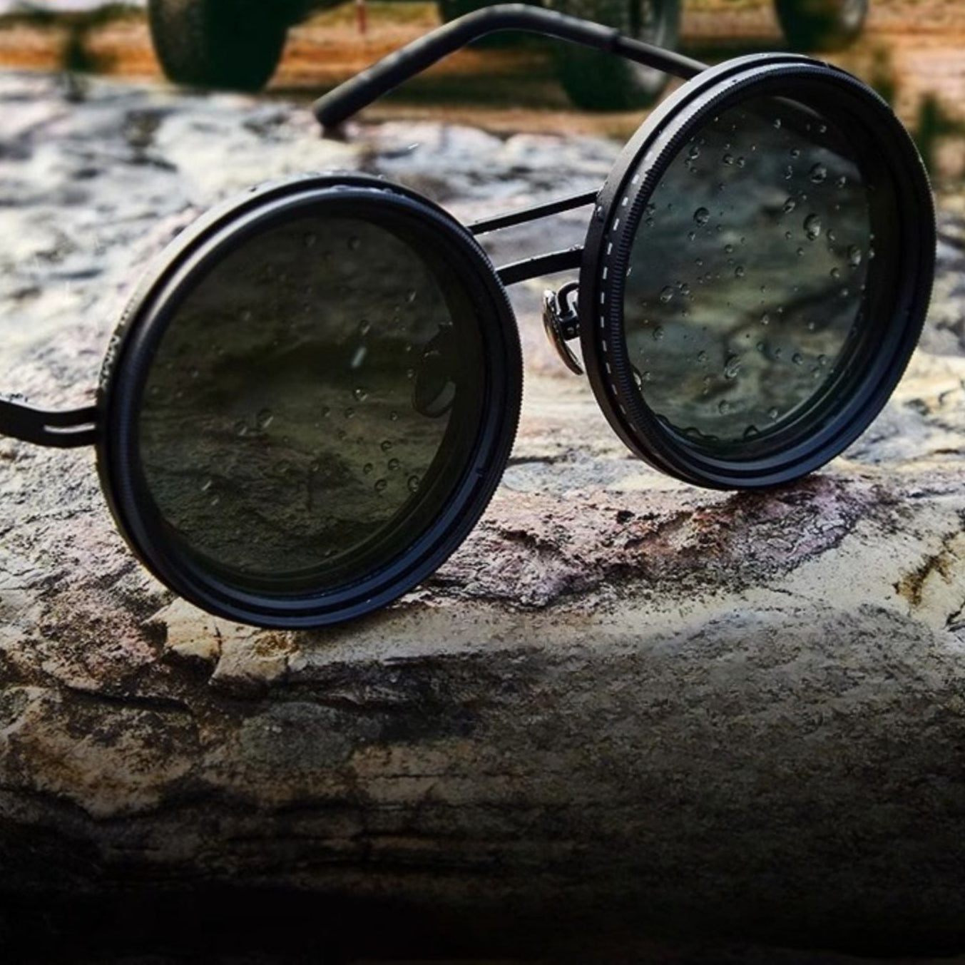 Skorter | VisionRound Polarized Sunglasses – Unisex Retro Design with Adjustable Light Filter