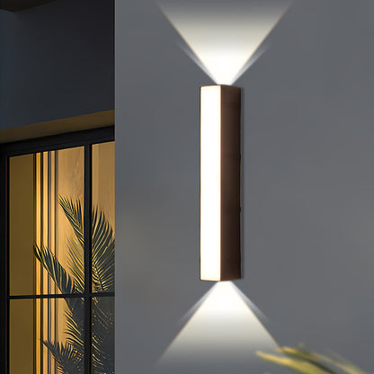 Skorter | Ultra-Bright Outdoor LED Wall Light – Modern Waterproof Up & Down Design for Garden, Patio & Entryways