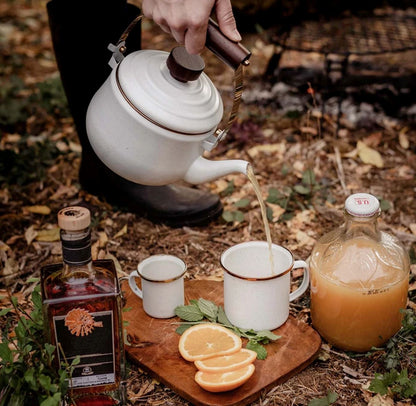 Skorter | Enamel kettle