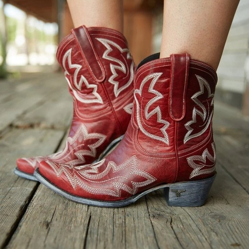 Skorter | Embroidered Cowboy Boots made of Leather