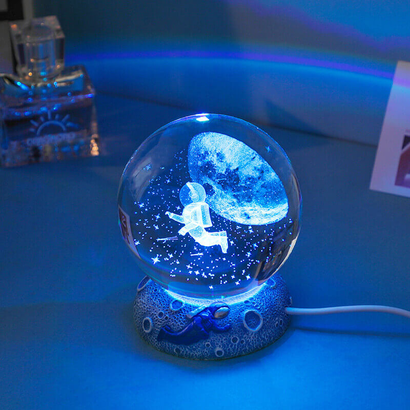 Skorter | AquaGlobe Crystal Ball Night Light | Underwater World LED Lamp | Mood Light & Decor for Home