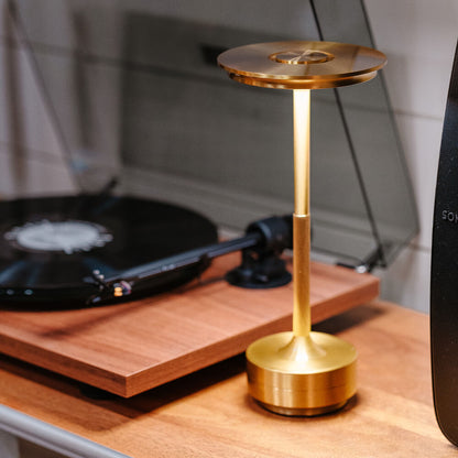 Skorter | Ambient Metallic Wireless Table Lamp