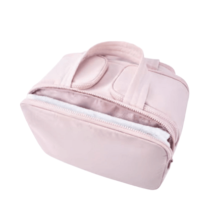 Skorter | Compact toiletry bag with hook & compartment division