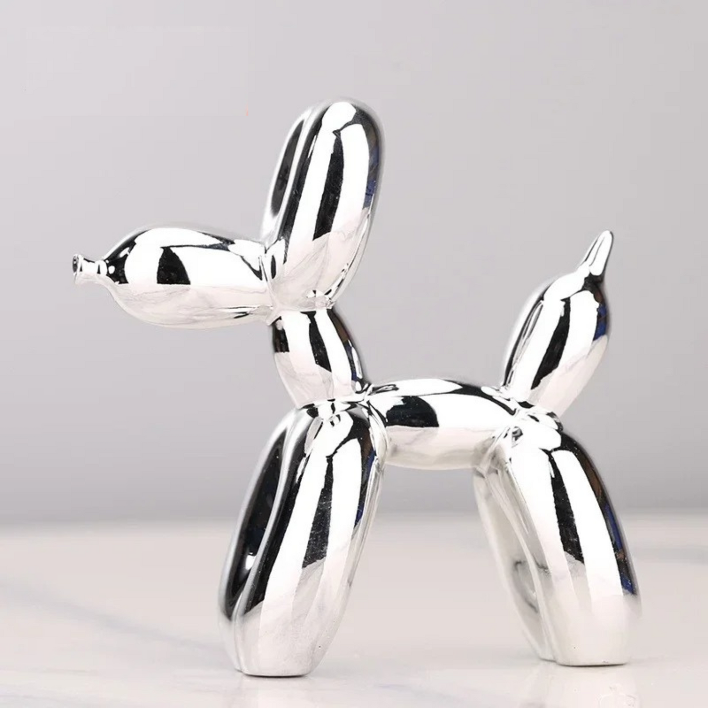 Skorter | Balloon Dog Sculpture