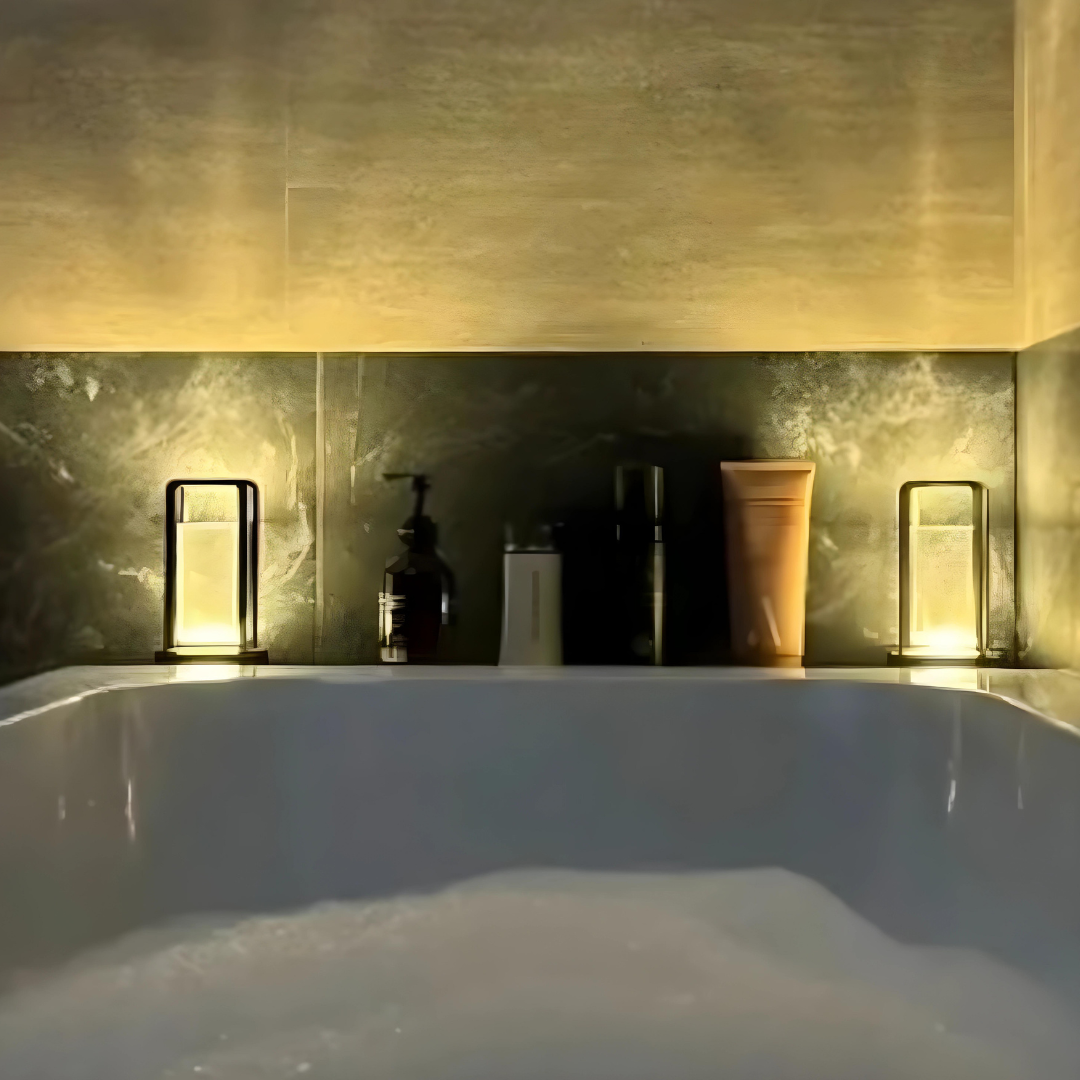 Skorter | Crystal Lantern Light