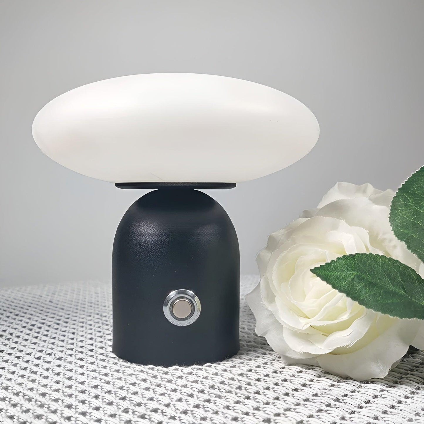 Skorter | NordicShroom - Mari Mushroom Table Lamp