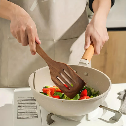 Skorter kitchen utensils in natural wood set
