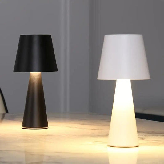 Skorter | Table lamp - Lighting - black - Add refined style and leave a lasting impression