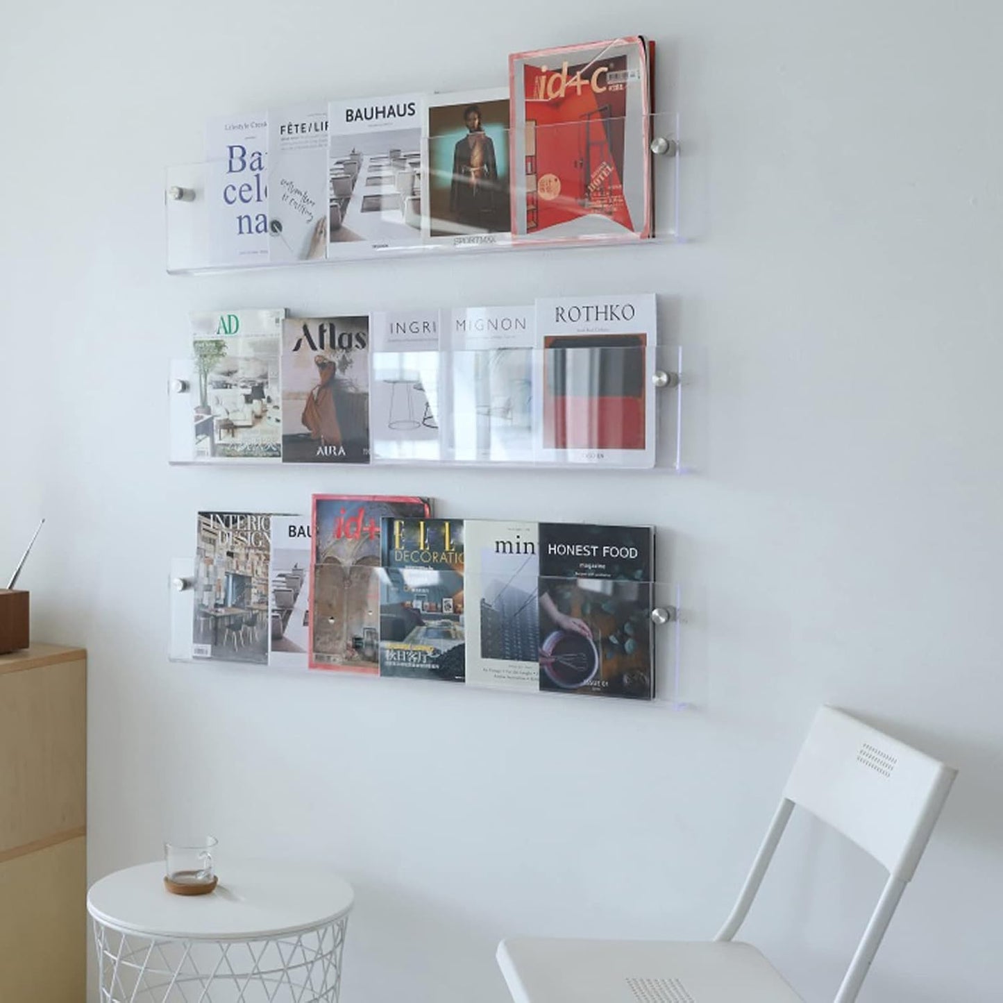 Skorter | Acrylic Wall-mounted Floating Magazine Rack