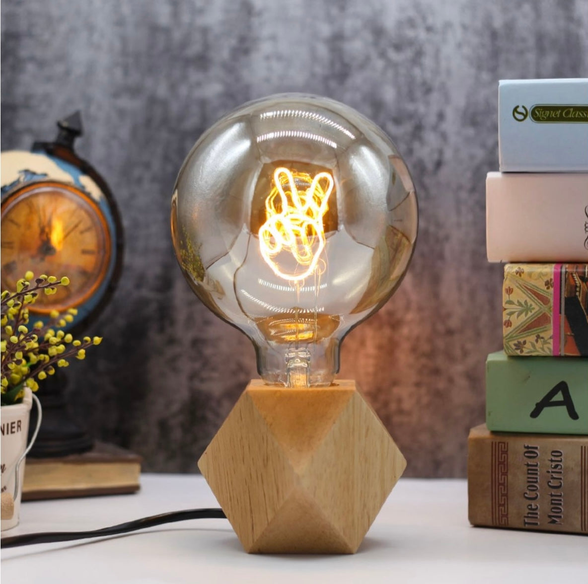 Skorter | Vintage Industrial Large LED Edison Globe with Peace Filament Pattern