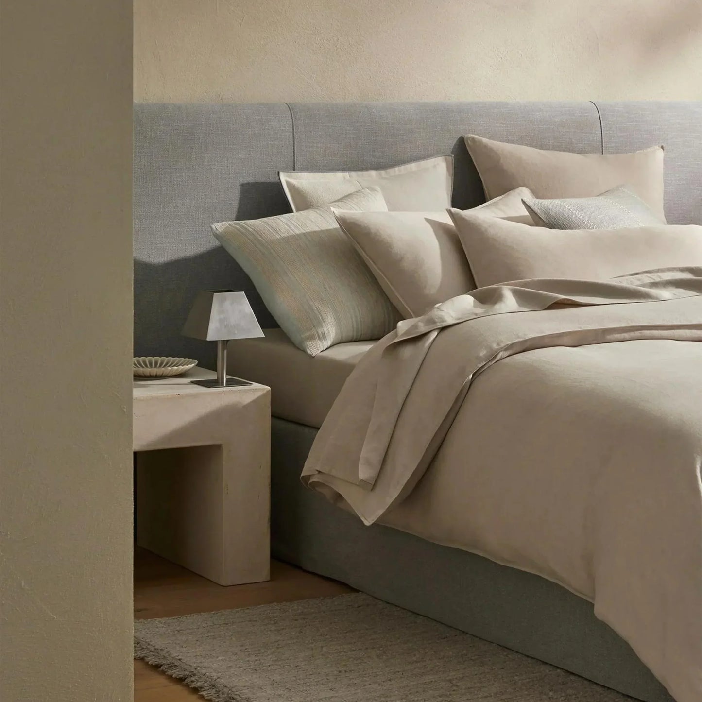 Skorter | Adriana Cushion - Glacier