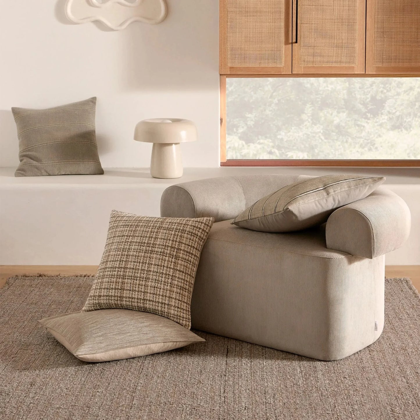 Skorter | Dania Cushions - Oysters